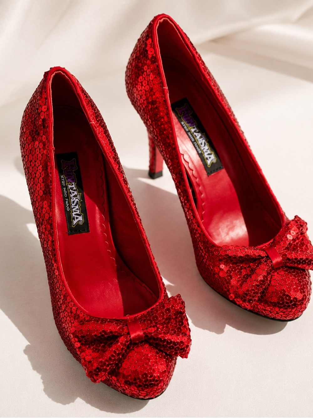 Sparkling Red Sequin Bow Pumps / Heels — Women's Size 9